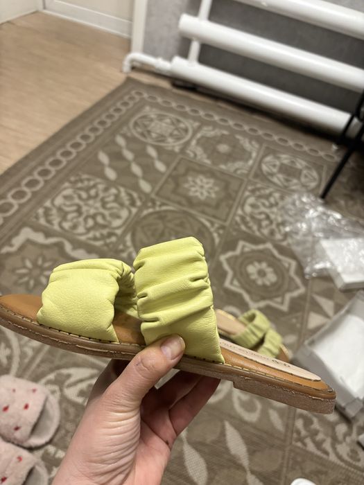 Продам летние шлепки