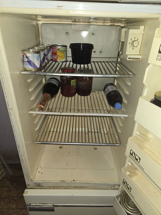 Продам холодильник