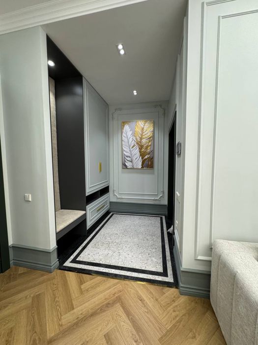 Продаётся КВАРТИРА 4/7/8 на 108м2 ЖК "БАРОККО" Ор-р: Алайский рынок