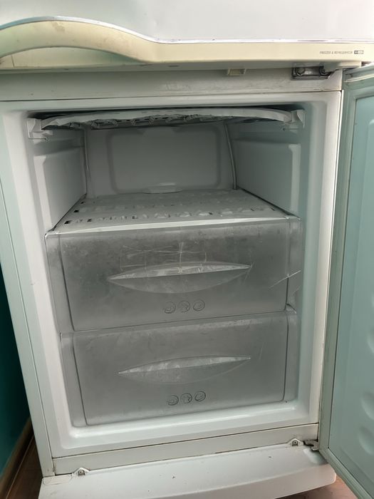 Холодильник рабочий б/у