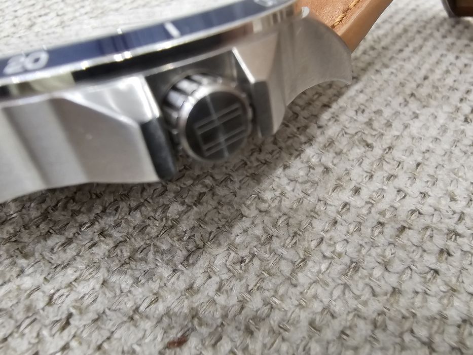 Tommy Hilfiger — оригинал, мультифункция, кожаный ремень