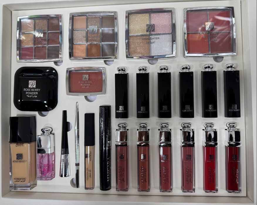 Косметик набор от ROSE BERRY