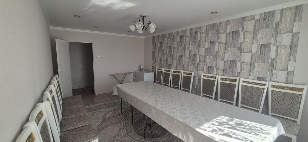 Продам 5 комнатную квартиру
