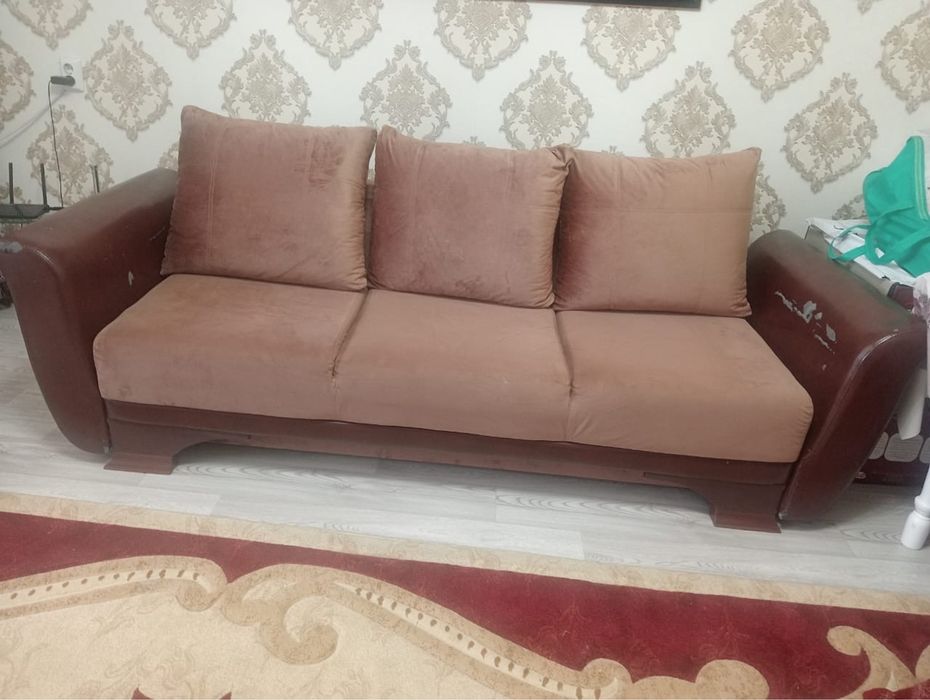 Мягкая мебель, диван