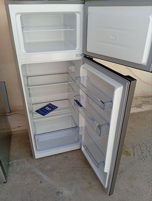 Продаётся холодильник почти новый