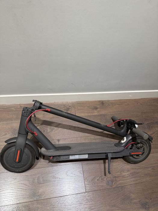 Электросамокат Xiaomi Mi Electric Scooter M365