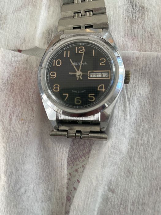 Продавам руски часовници