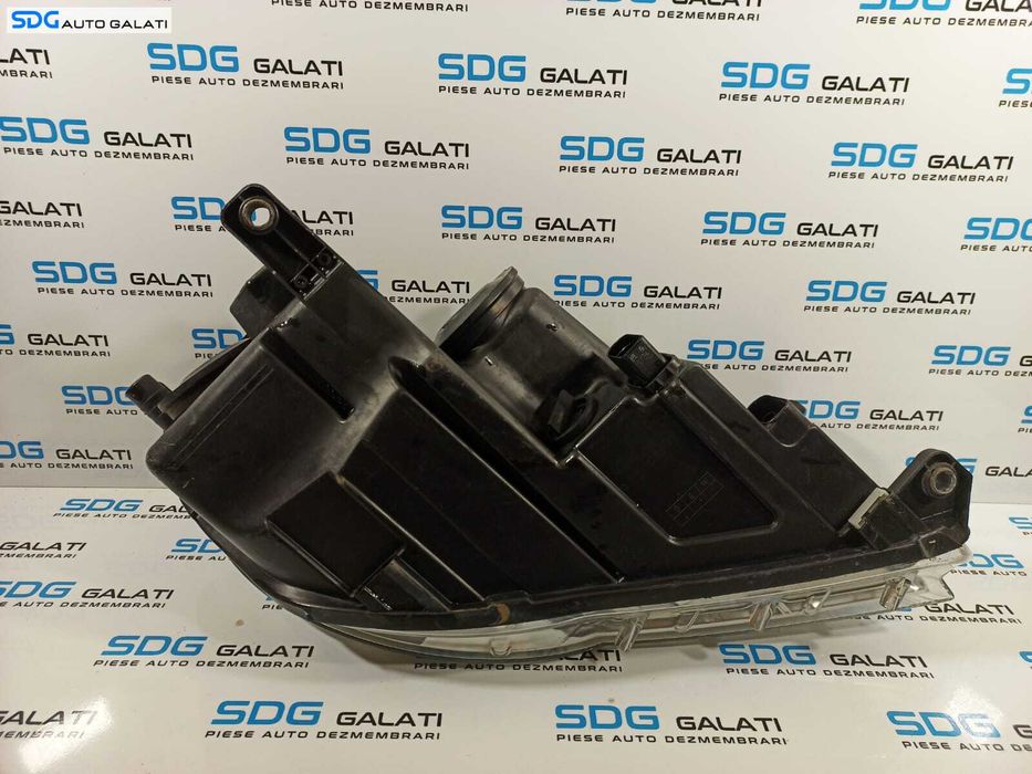 Far Stanga FARA Xenon Volkswagen Tiguan 2008 - 2011 Cod 5N2941031H [L1889]