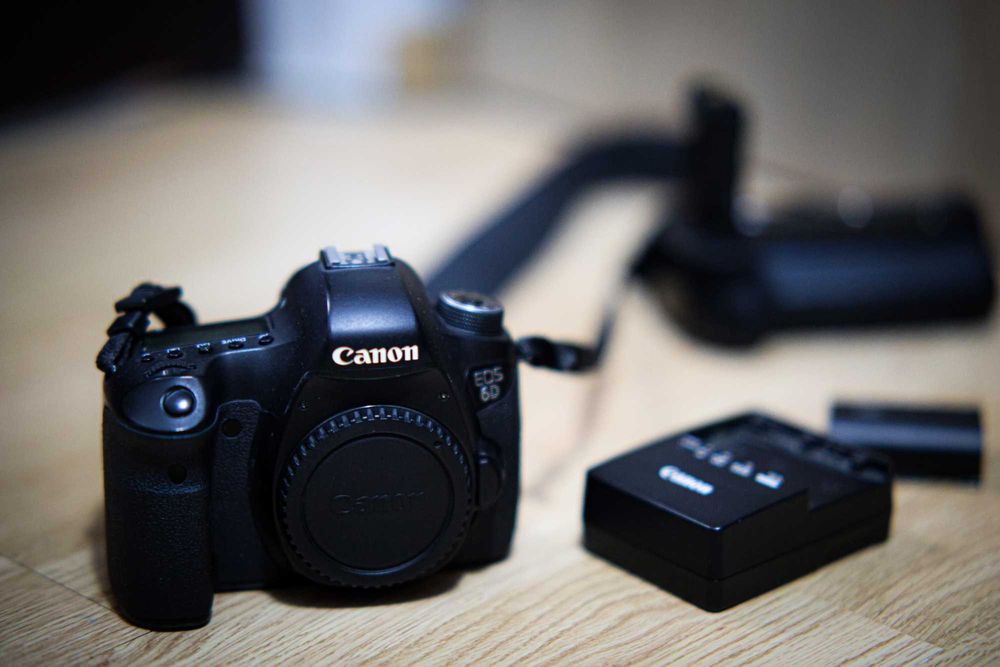 Canon EOS 6D Aparat Foto DSLR Full Frame 20MP CMOS Body