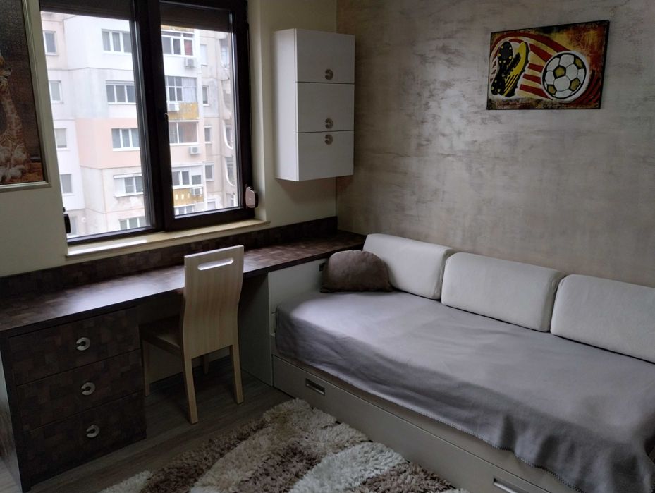 Дава се под наем Двустаен апартамент в Пловдив, Южен - 45 кв.м за 382.5 € - Снимка #2