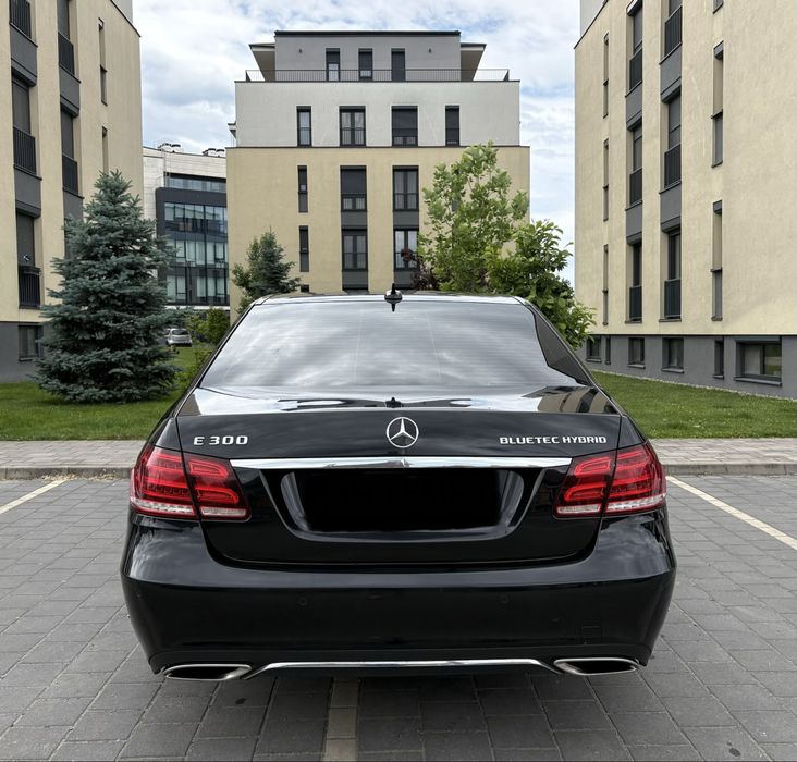 Mercedes Benz E300 Hybrid 2015 2.2 Diesel 204 CP + 30 CP Hybrid