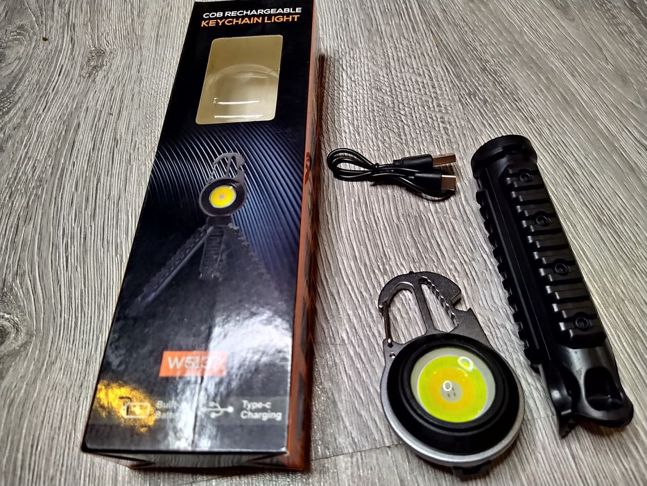 Mini lanterna camping 7 moduri de iluminare Led functie desfacator