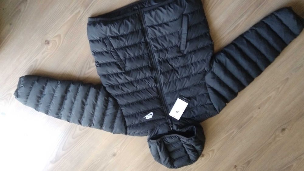 Ново!!! Nike -  яке 147- 158 см