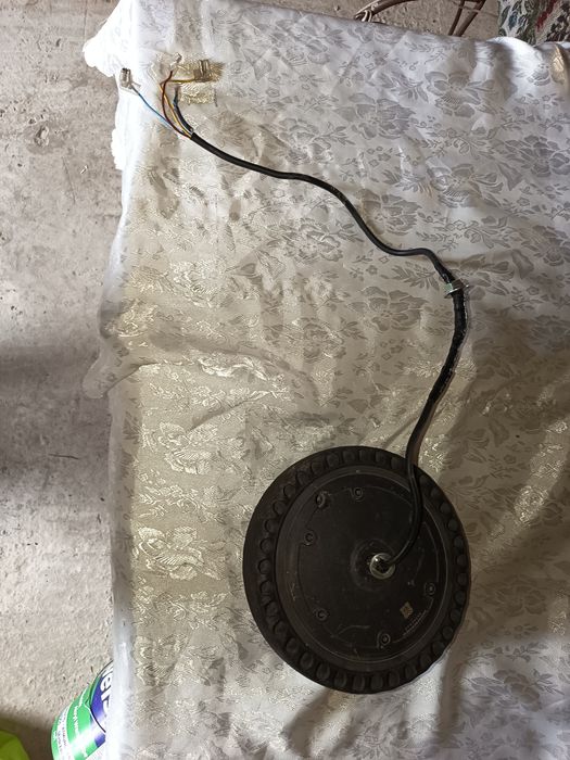 Piese Trotinetă Electrică (Xiaomi M365 / Pro / Seria E) – Baterie, Motor, Controller
