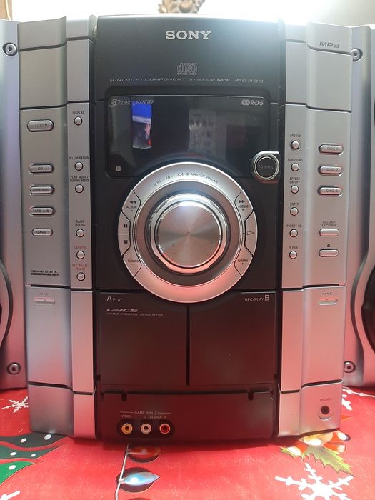 Combina muzicala Sony.