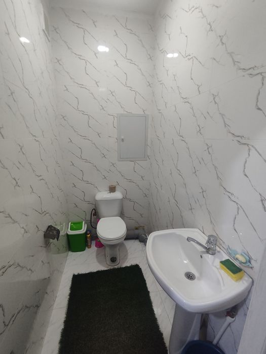 Сдам квартиру 16/4, 3 комнаты, мелирована с условиями.