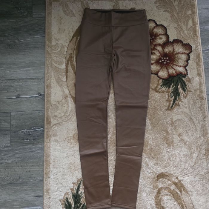 Pantaloni, diverse modele, 30 lei, marime S