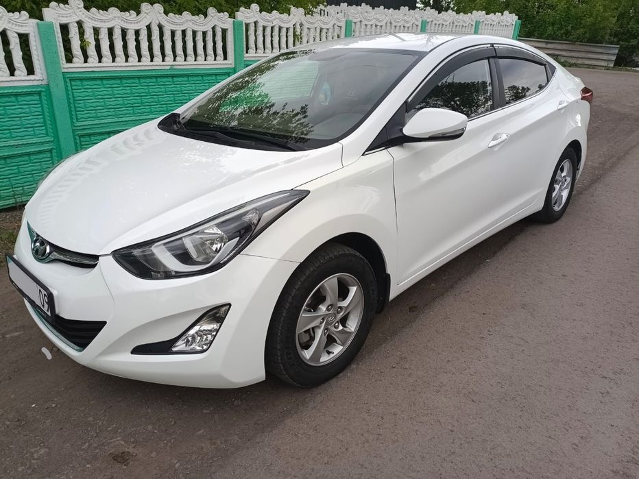 Продаю Hyundai Elantra 2016 года