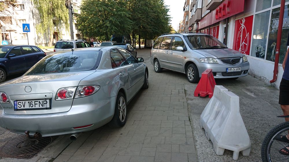 Mazda Mpv2 td și mazda 6 i