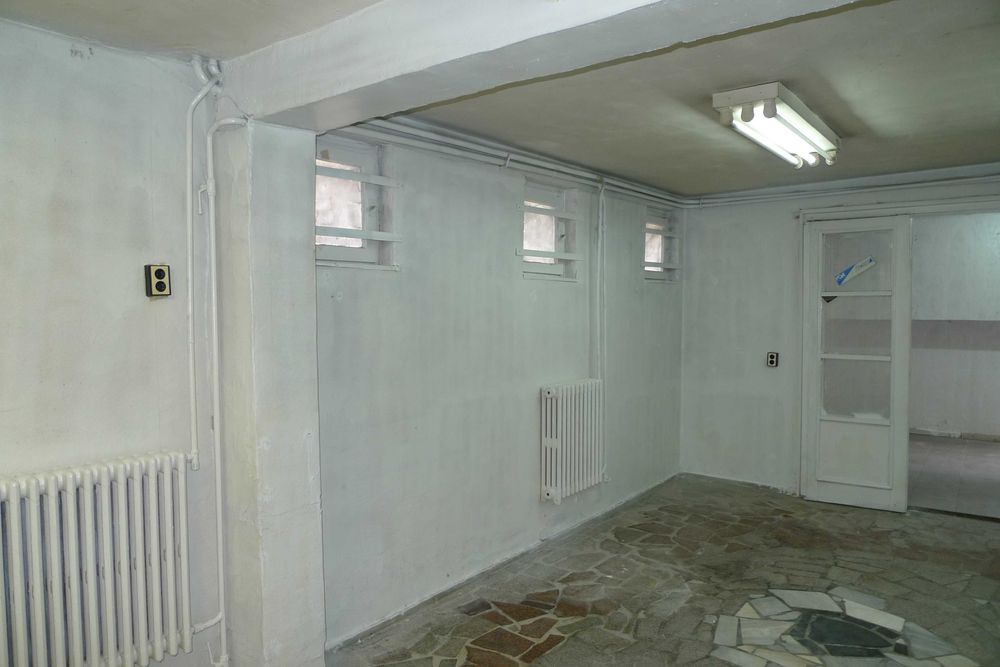 Медицинска академия офис под наем