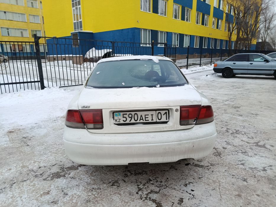 Мазда Кронос (626)