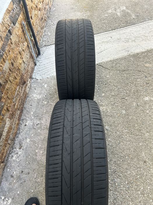 Vand 2 anvelope 245 45 19 Hankook vara