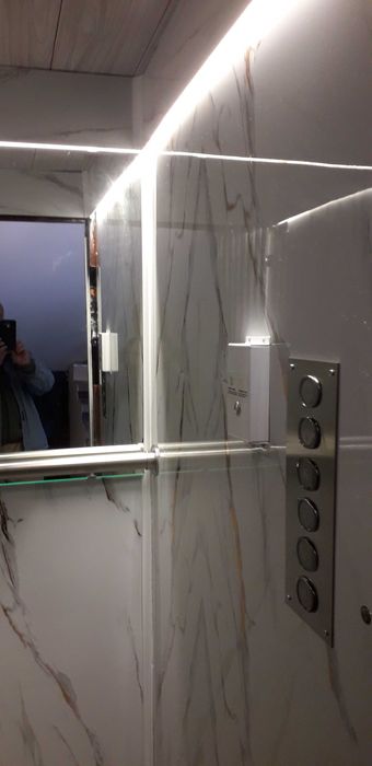 Обновяване на асансьорни кабини