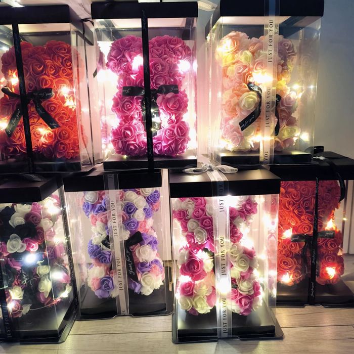 НОВО ТОП МЕЧЕТА С РОЗИ 25см. КУТИЯ и LED осветление / Св. Валентин