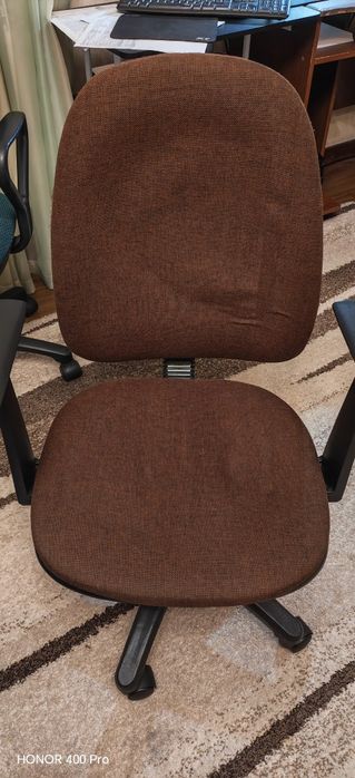 Компьютерное кресло