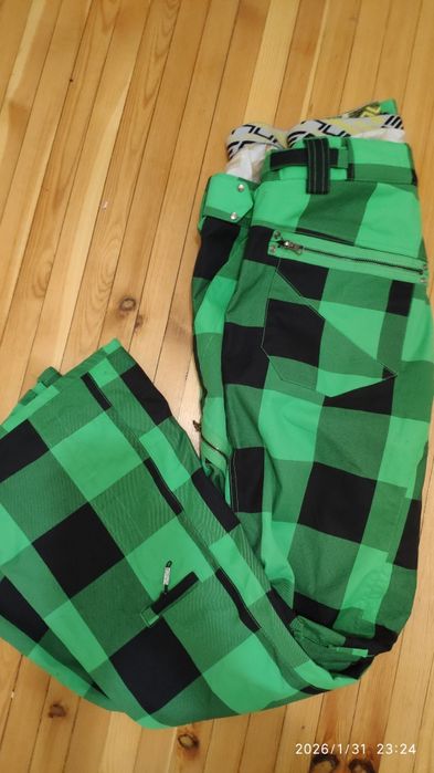 Штаны для зимнего вида спорта