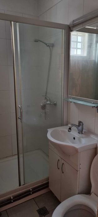 Inchiriez  apartament 2 camere