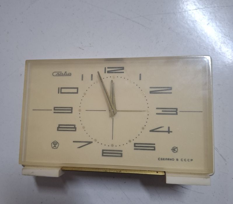 Продам часы советские