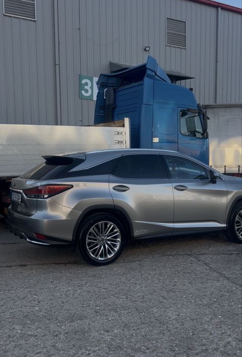 LEXUS RX 2022 — imagine 2