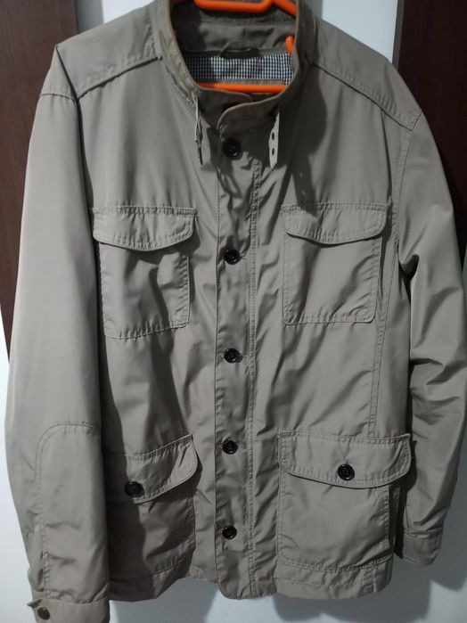 Jacheta  barbati primavara toamna marime 48-50 sau XL stare perfecta.