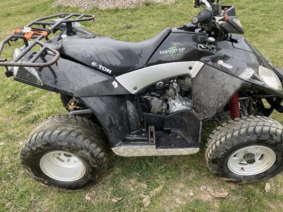 Vând atv e-ton 300