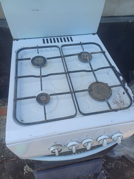Газовый плита,б/у