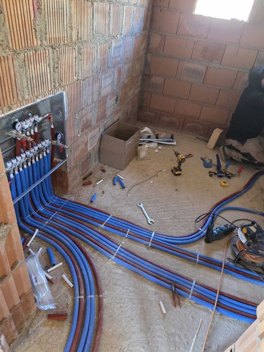 De vanzare CASA parter