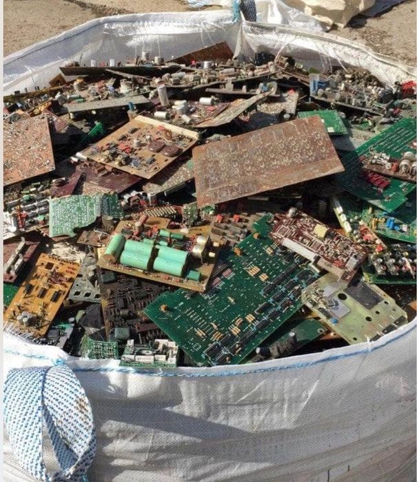 Принимаем плата разного вида 24/7 дорого