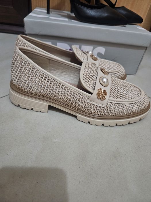 Дамски обувки мокасини