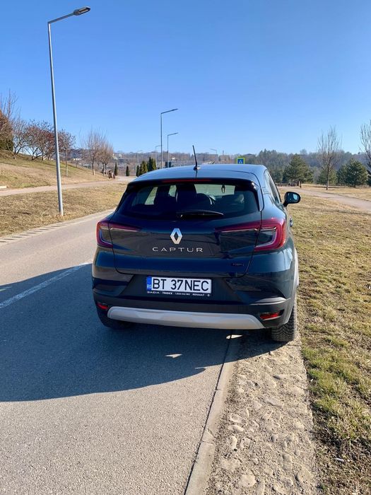 Vând Renault Captur Hybrid