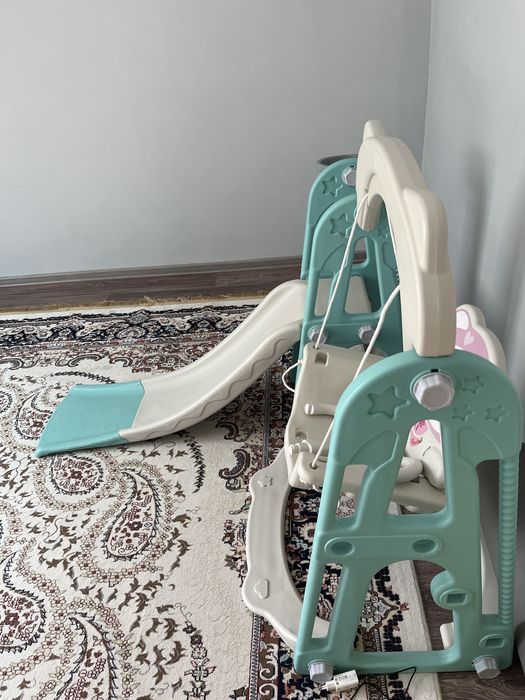 Продам детскую горку с качелей