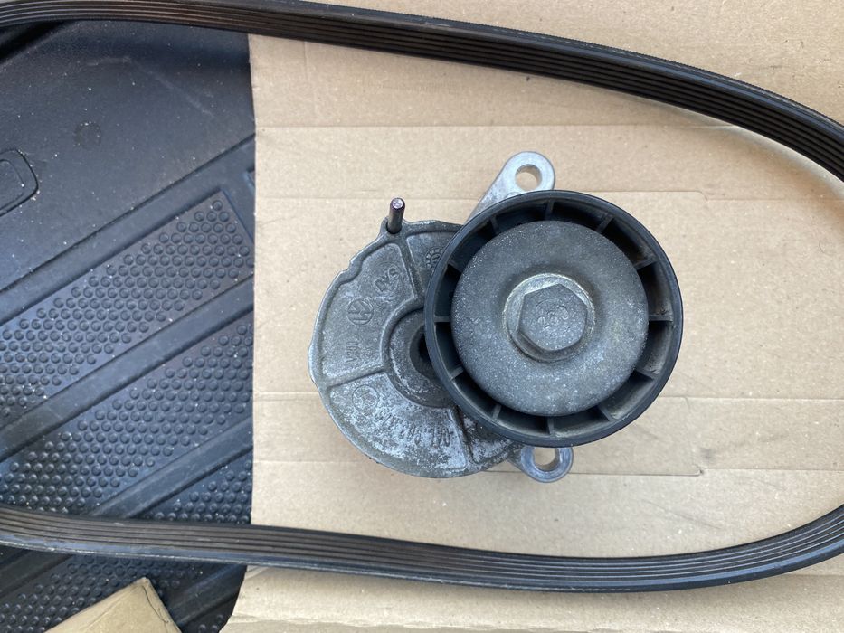 Водна помпа и ролки за Шкода 2.0 дизел