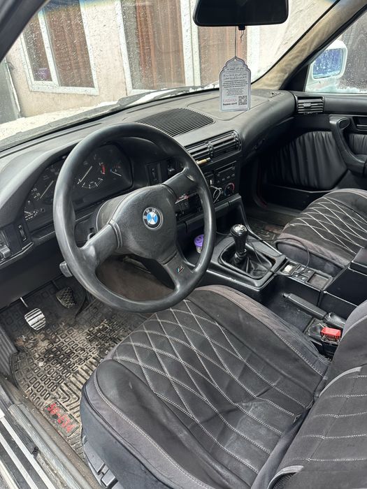 В продаже е34 2,5 мкпп