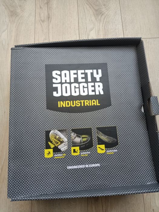 Спецобувь ботинки 43 размер - 15000