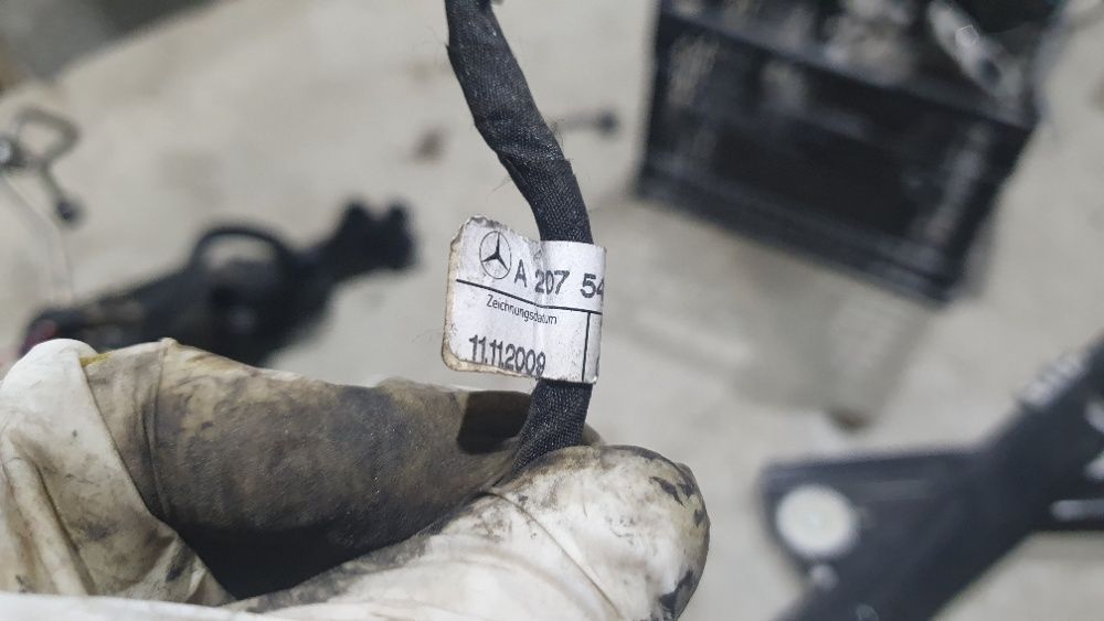 senzor de parcare fata spate Mercedes A2125420018 Bosch original