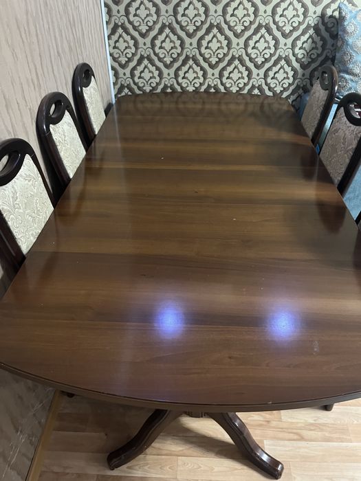 Продам стол со стульями