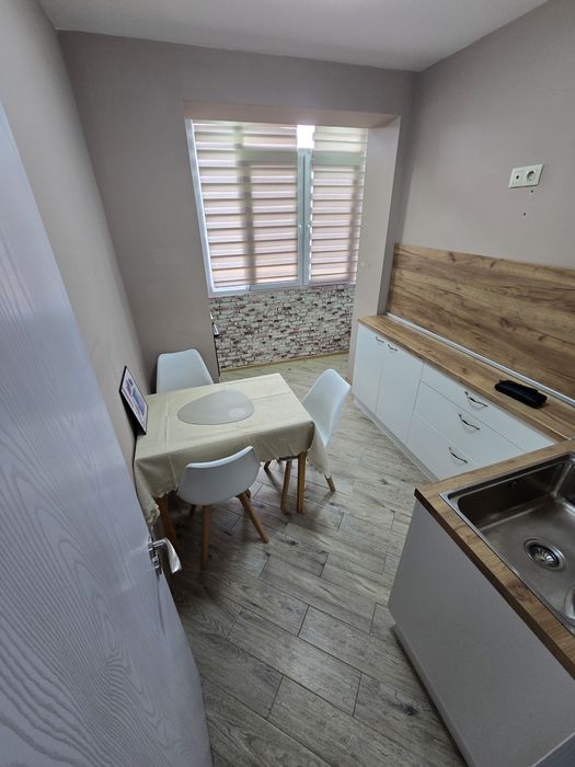 Продава се Двустаен апартамент в Добрич, Център - 67 кв.м за 800 €/кв.м - Снимка #20