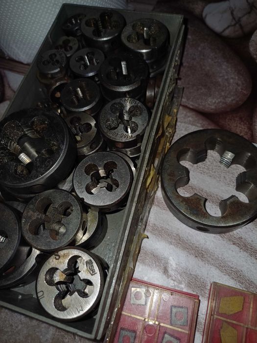 Cutite,pastile,freze strung