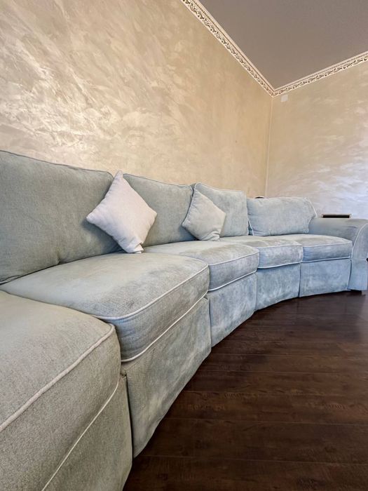 Продам срочно диван