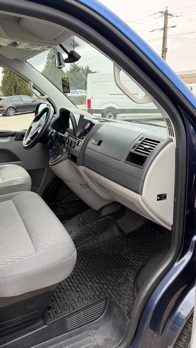 VAND Vw Caravelle 8+1 AUTOMAT